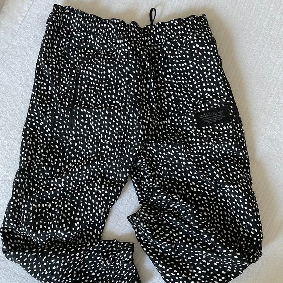 Adidas REVERSIBLE 7/8 TRACK PANTS - Picture 2 of 2